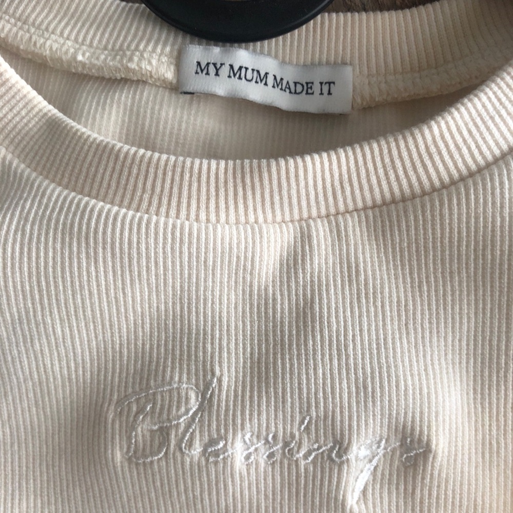 “Blessings” Crop Tank - Picture 4 of 4